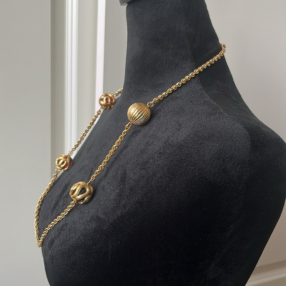 GIVENCHY Necklace Gold Ribbon Chained Gripoix Large Glass Balled Design - Picture 4 of 13